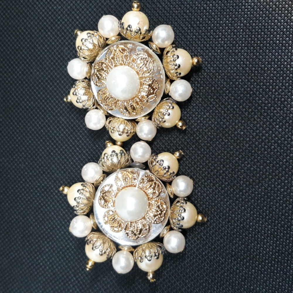 Vintage Faux Pearl/Crystal & Gold Clip Earrings